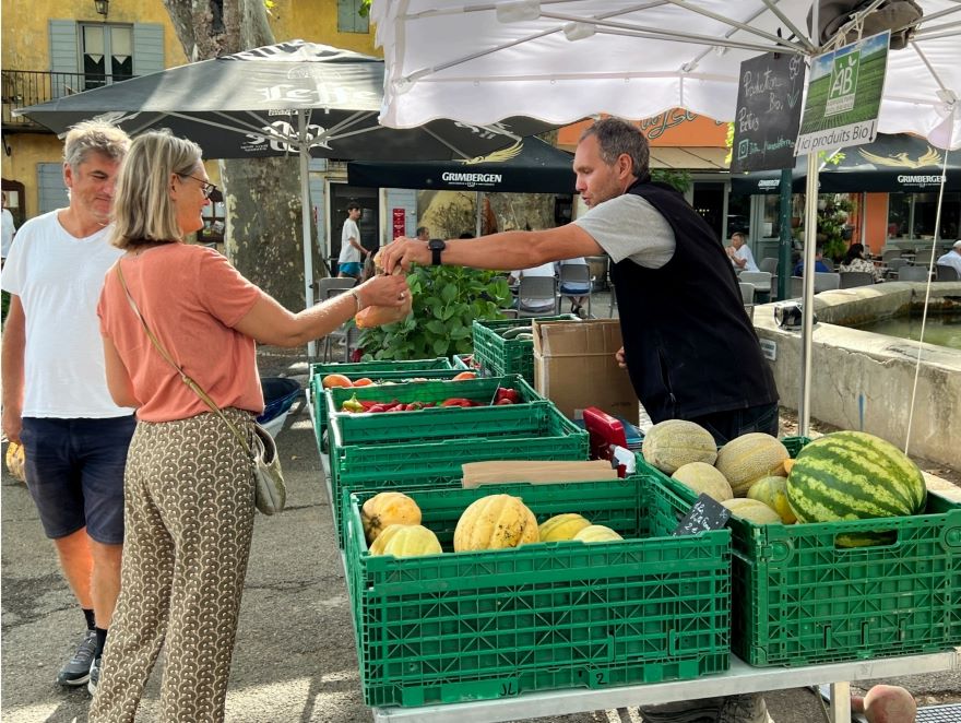 etal fruits personnes