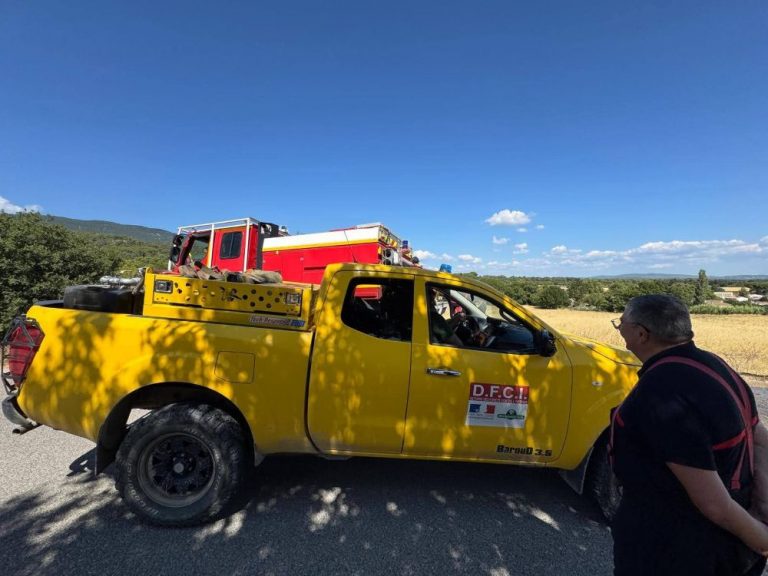 voiture pompiers forestiers