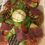 assiette aubergines grillees jambon cru
