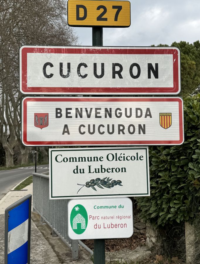 rue panneaux signalisation