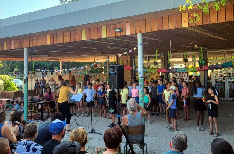 Fête de l'école 2026, en présence des parents, des enfants et des enseignants